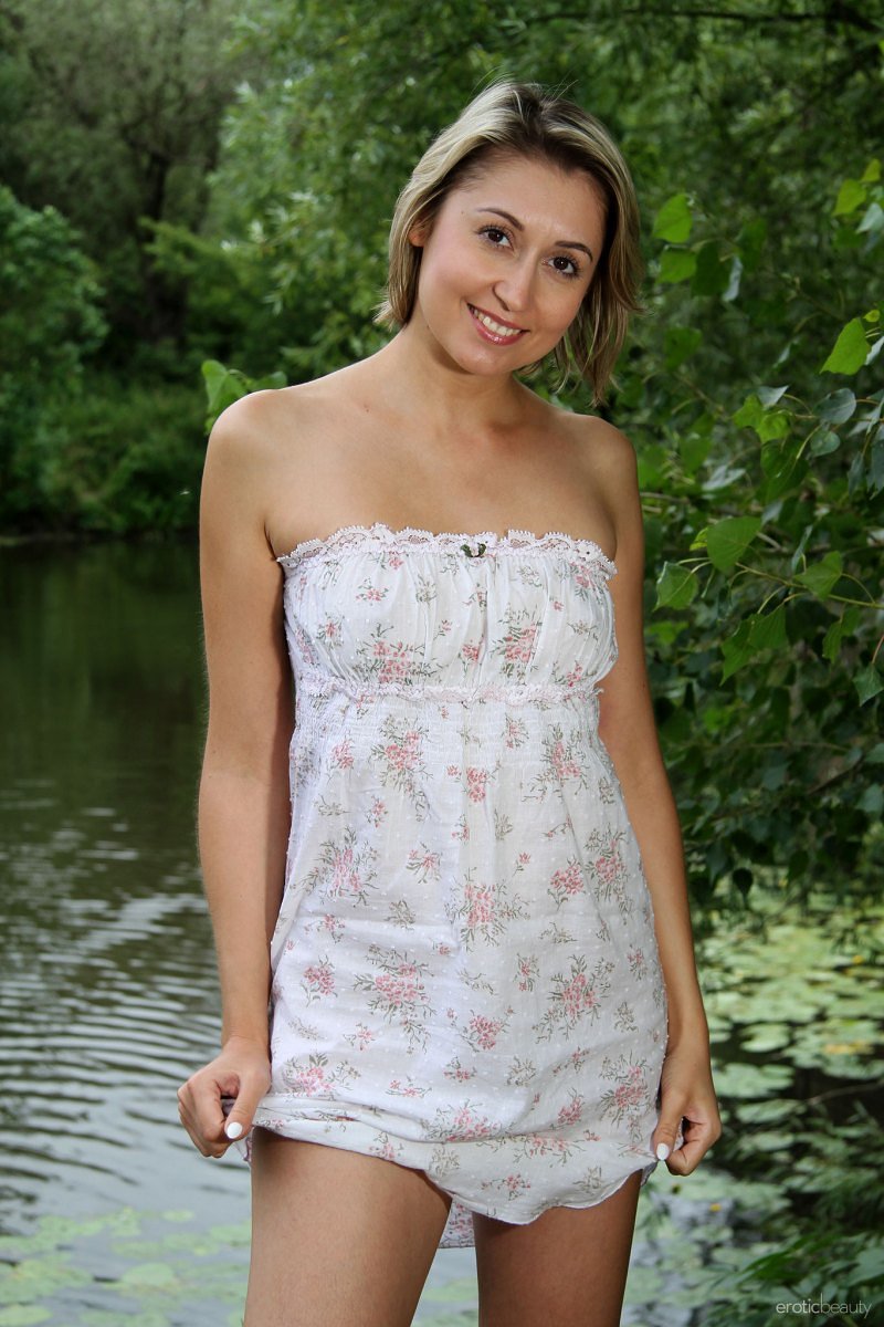 Варвара, 22 года, 4 размер груди